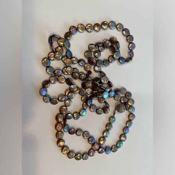 Freshwater coin pearls, purple iridescent, about 1/2” diameter each, silk, 60” - Picture 3 of 12